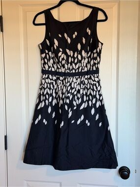 Ann Taylor Loft Navy & White Leaf-Print Sleeveless Dress